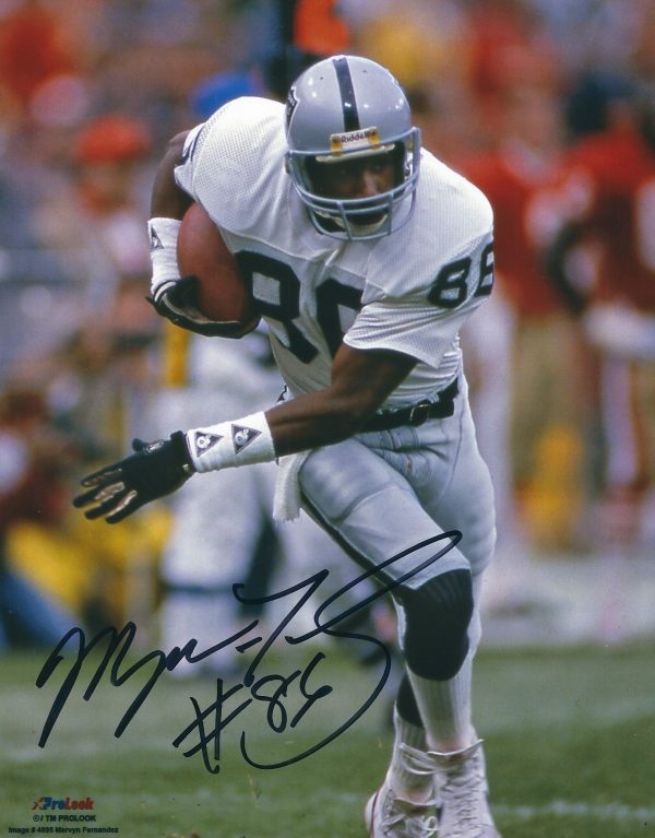 Autographed MERVYN FERNANDEZ 8x10 Oakland Raiders photo