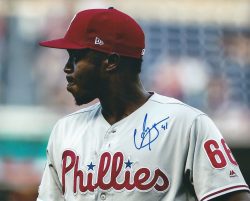 AUTOGRAPHED EDGAR GARCIA 8X10 Philadelphia Phillies Photo