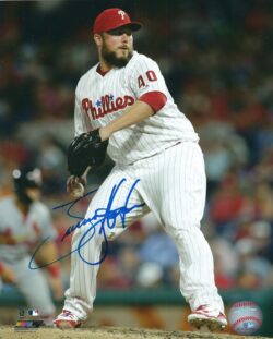 AUTOGRAPHED TOMMY HUNTER 8X10 Philadelphia Phillies Photo