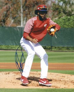 AUTOGRAPHED ADONIS MEDINA 8X10 Philadelphia Phillies Photo