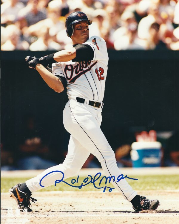 Autographed ROBERTO ALOMAR 8X10 Baltimore Orioles photo