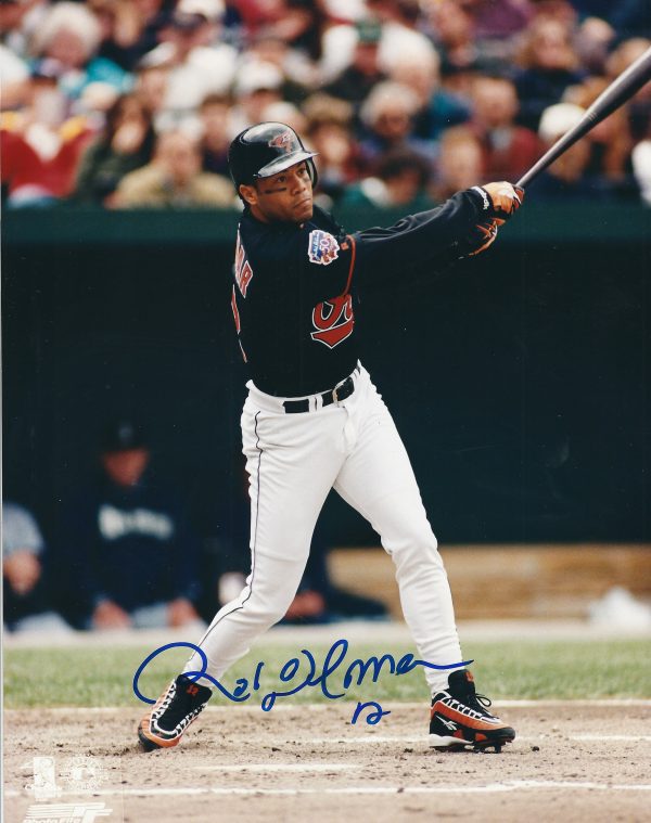 Autographed ROBERTO ALOMAR 8X10 Baltimore Orioles photo