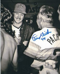 AUTOGRAPHED LARRY DIERKER 8X10 Houston Astros Photo