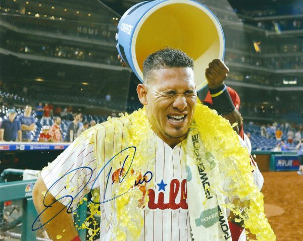 Autographed WILSON RAMOS 8X10 Philadelphia Phillies Photo