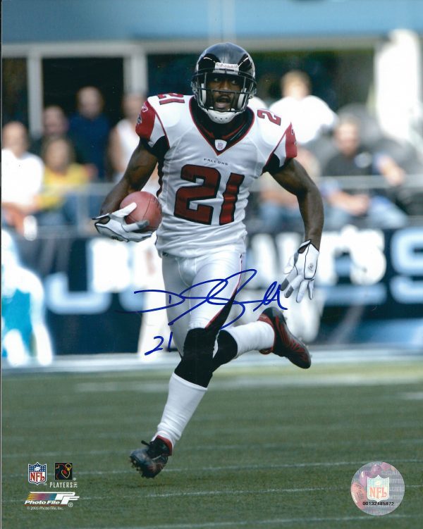 Autographed DEANGELO HALL 8X10 Atlanta Falcons photo