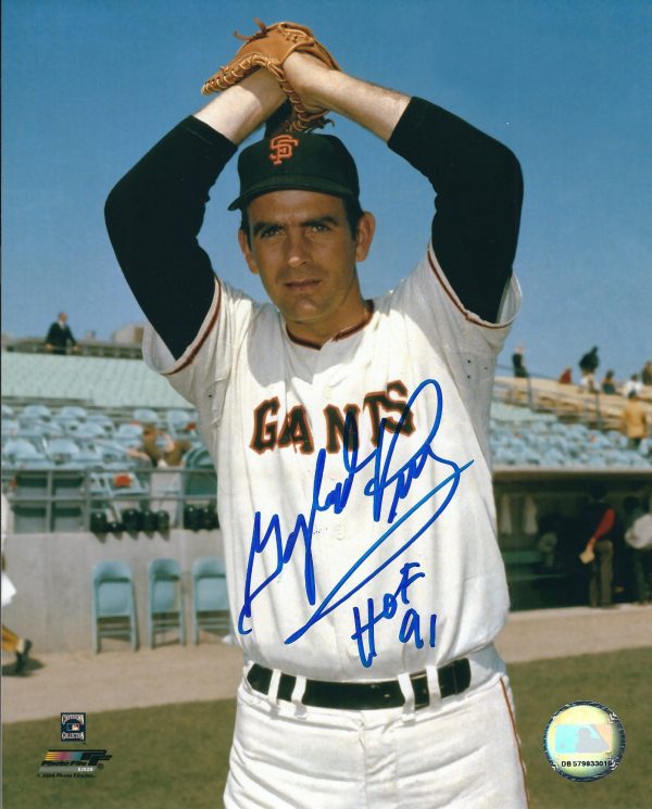 Autographed GAYLORD PERRY San Franciso Giants 8X10 photo