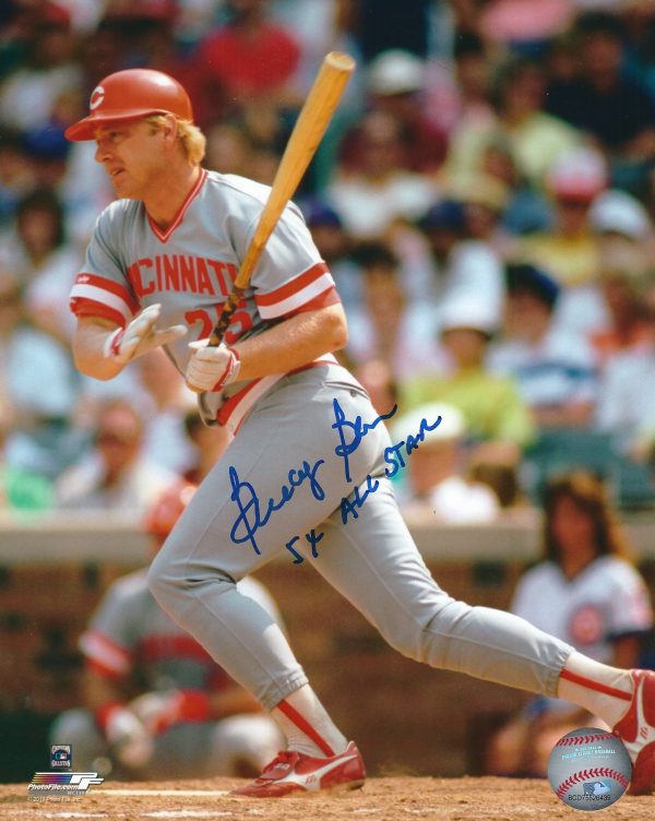 AUTOGRAPHED BUDDY BELL 8X10 Cincinnati Reds photo
