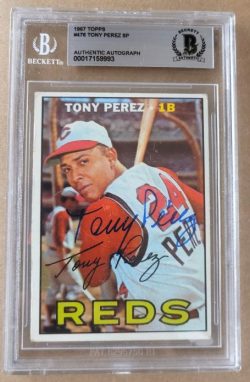 Autographed 1967 Topps Tony Perez Cincinnati Reds Card #476 Beckett Slabbed