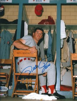 Autographed PETE ROSE Cincinnati Reds Autographed 8x10 photo Beckett