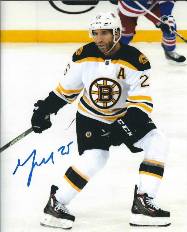 Autographed MAX TALBOT 8x10 Boston Bruins Photo