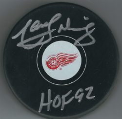 Autographed Marcel Dionne Hof 92 Detroit Red Wings Hockey Puck