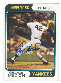 Autographed GEORGE MEDICH 1974 Topps Card