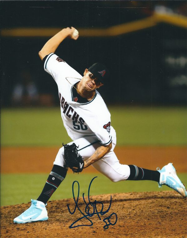 Autographed YOAN LOPEZ 8X10 Arizona Diamondbacks Photo