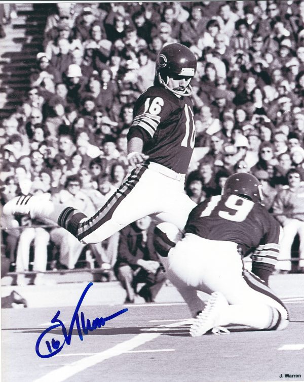 Autographed BOB THOMAS 8X10 Chicago Bears Photo