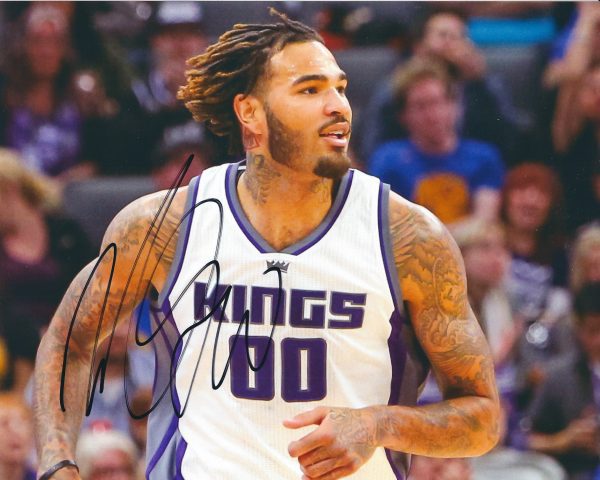 Autographed WILLIE CAULEY-STEIN 8X10 Sacramento Kings Photo