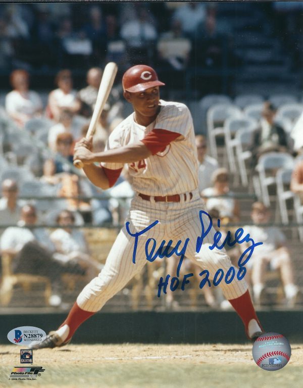 Autographed TONY PEREZ 8x10 Cincinnati Reds Photo Beckett COA