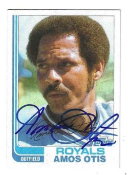 Autographed AMOS OTIS Kansas City Royals 1982 Topps Card