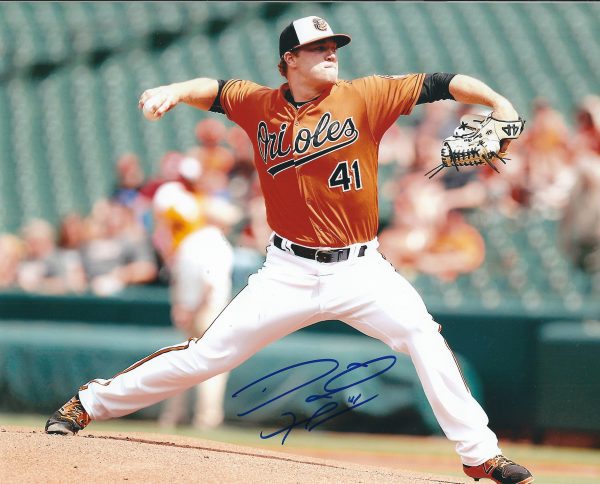 AUTOGRAPHED DAVID HESS 8X10 Baltimore Orioles Photo
