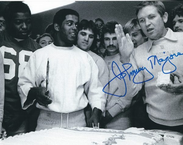 Autographed JOHNNY MAJORS 8x10 Pitt Panthers Photo