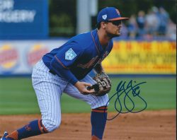 AUTOGRAPHED J.D. DAVIS 8X10 New York Mets Photo