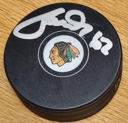 Autographed MICHAEL FROLIK Chicago Blackhawks Hockey Puck