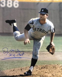 AUTOGRAPHED DENNY MCLAIN Detroit Tigers 16x20 Photo