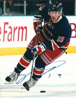 Autographed BRAD RICHARDS 8X10 New York Rangers Photo