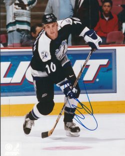 Autographed MIKE JOHNSON 8X10 Tampa Bay Lightning photo