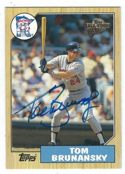 Autographed TOM BRUNANSKY 2004 Topps Fan Favorites Card
