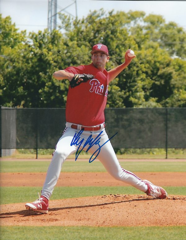 AUTOGRAPHED KYLE YOUNG 8X10 Philadelphia Phillies Photo