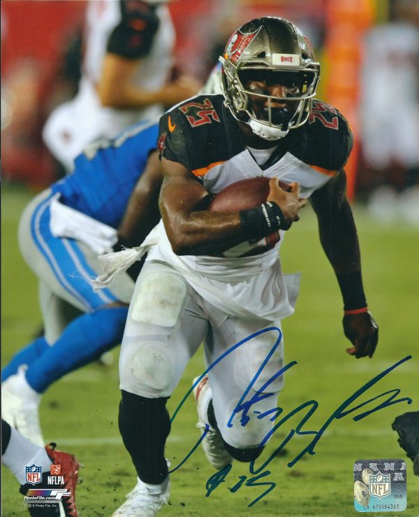 Autographed PEYTON BARBER 8X10 Tampa Bay Buccaneers Photo