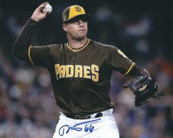 AUTOGRAPHED ROBERT STOCK 8X10 San Diego Padres photo