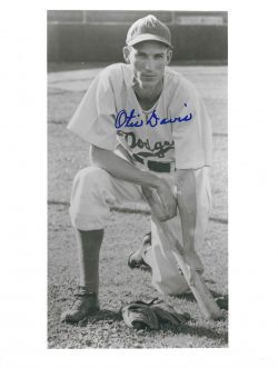 AUTOGRAPHED OTIS DAVIS 8X10 Brooklyn Dodgers photo