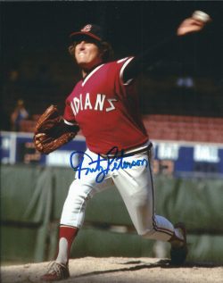 AUTOGRAPHED FRITZ PETERSON 8X10 Cleveland Indians Photo
