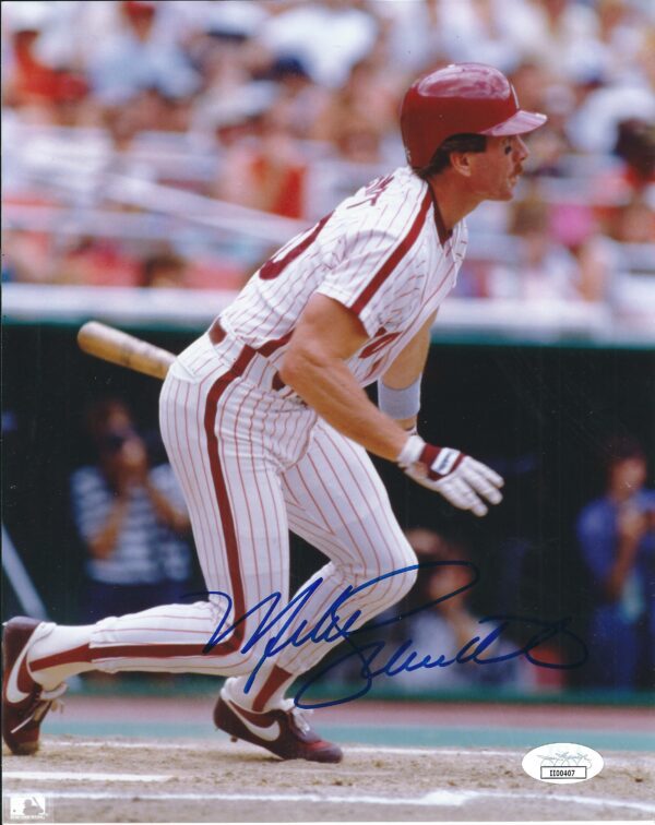 Autographed Mke Schmidt Philadelphia Phillies 8X10 Photo JSA