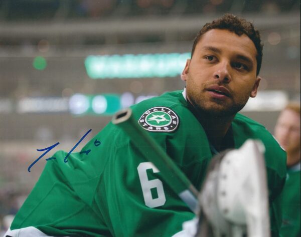 Autographed TREVOR DALEY 8X10 Dallas Stars Photo