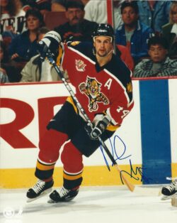 Autographed ROB NIEDERMAYER 8X10 Florida Panthers Photo
