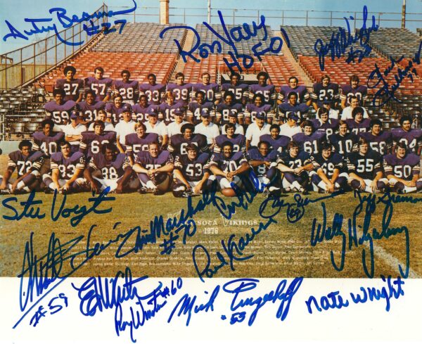 Autographed 1976 Vikings Team 8X10 photo 15 Signatures