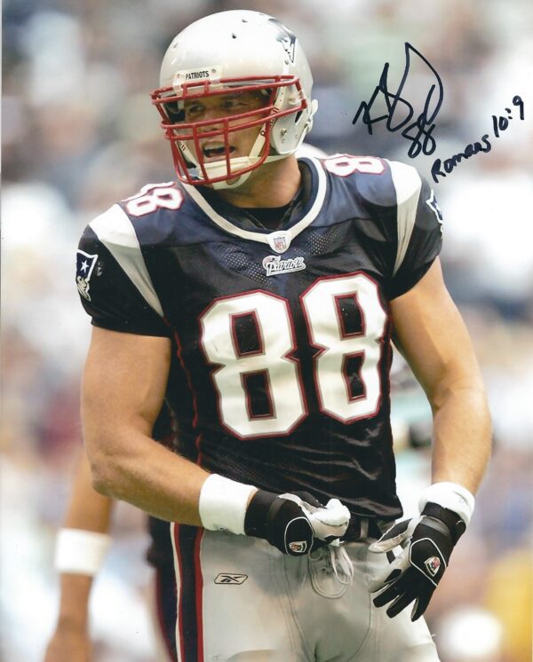 Autographed KYLE BRADY 8X10 New England Patriots photo