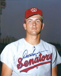 AUTOGRAPHED DEL UNSER 8X10 Washington Senators Photo