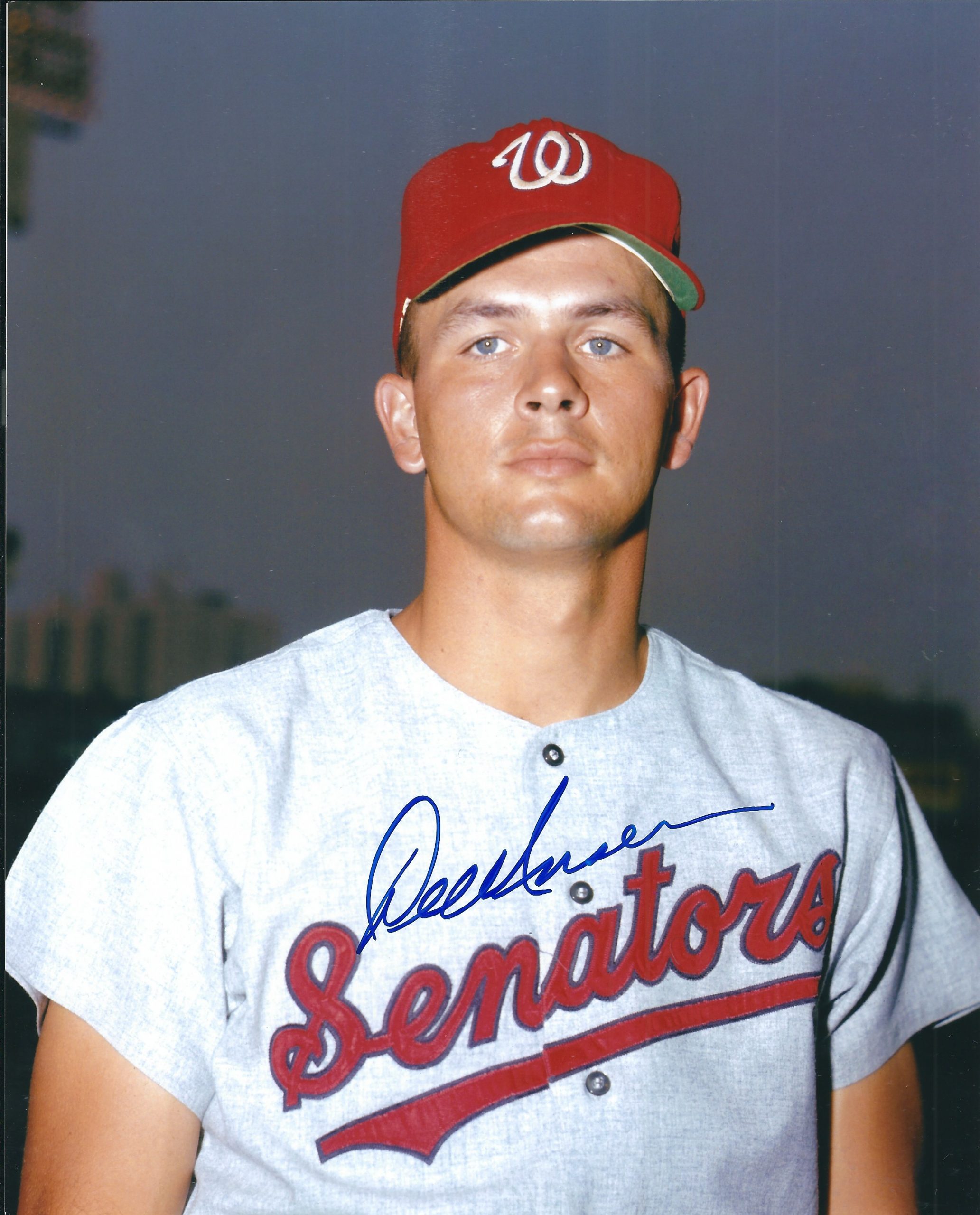 AUTOGRAPHED DEL UNSER 8X10 Washington Senators Photo - Main Line