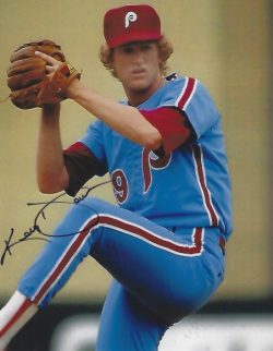 AUTOGRAPHED KELLY DOWNS 8X10 Philadelphia Phillies Photo