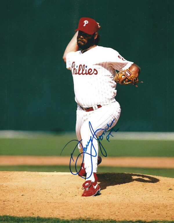 AUTOGRAPHED DOUG JONES 8X10 Philadelphia Phillies Photo