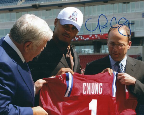 Autographed PATRICK CHUNG 8X10 New England Patriots photo