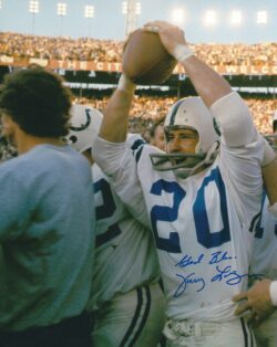 AUTOGRAPHED JERRY LOGAN 8x10 Baltimore Colts Photo