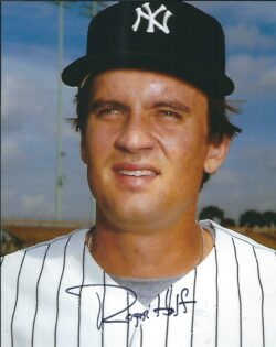 AUTOGRAPHED ROGER HOLT 8X10 New York Yankees Photo