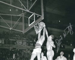 AUTOGRAPHED JIM WASHINGTON 8x10 Philadelphia 76ers Photo