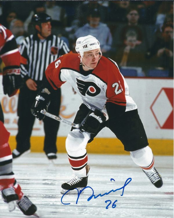 Autographed RUSLAN FEDOTENKO 8x10 Philadelphia Flyers Photo