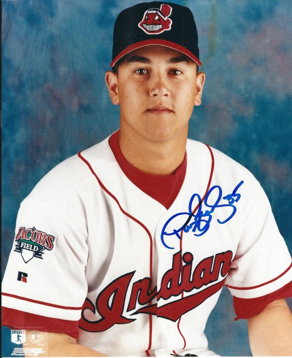 AUTOGRAPHED DANNY GRAVES 8X10 Cleveland Indians photo