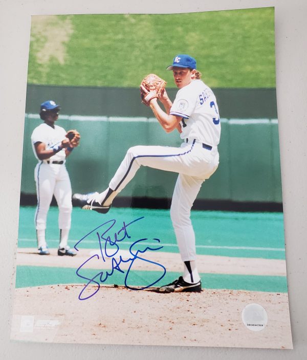 AUTOGRAPHED BRET SABERHAGEN 11x14 Kansas City Royals Photo